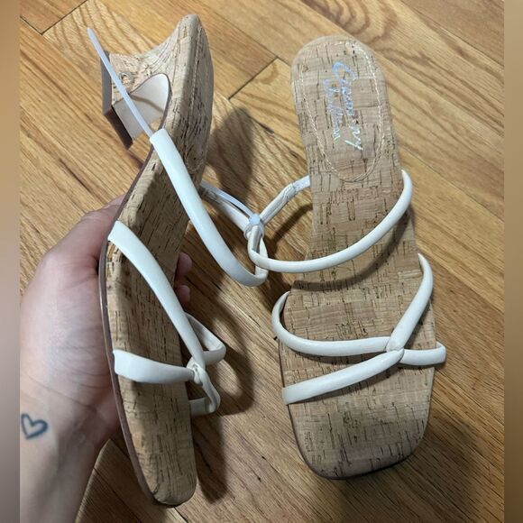 Circus NY | Faye Strappy Sandal - Picture 7 of 9